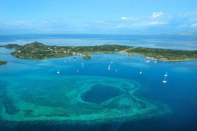 25 minutes Mamanuca Island Tour - Likuliku Lagoon Resort and the overwater bure view