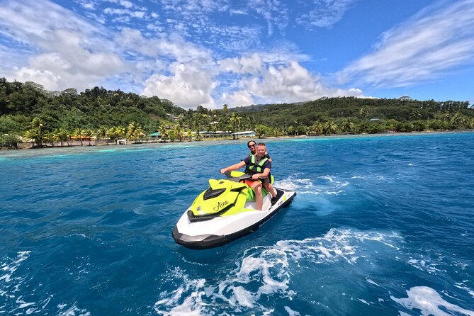 2h Express Adventure by JET SKI in Raiatea - Sacred Island - Taking the first run across Raiatea Lagoon