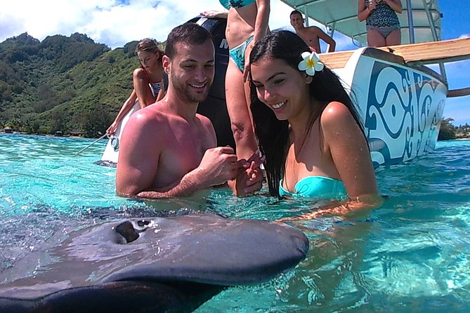 3-hour Lagoon Snorkeling Tour - Shared Tour - The Break: Fruit, Drinks, and Island Views