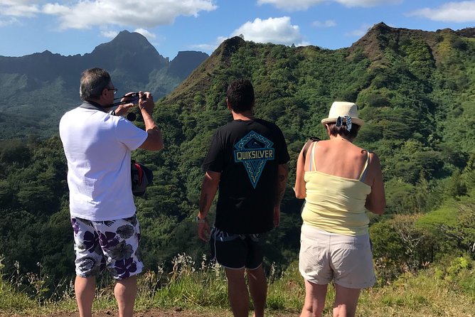 4x4 Moorea Safari Tours : With Hotel transfers - Magic Mountain and the important viewpoint question