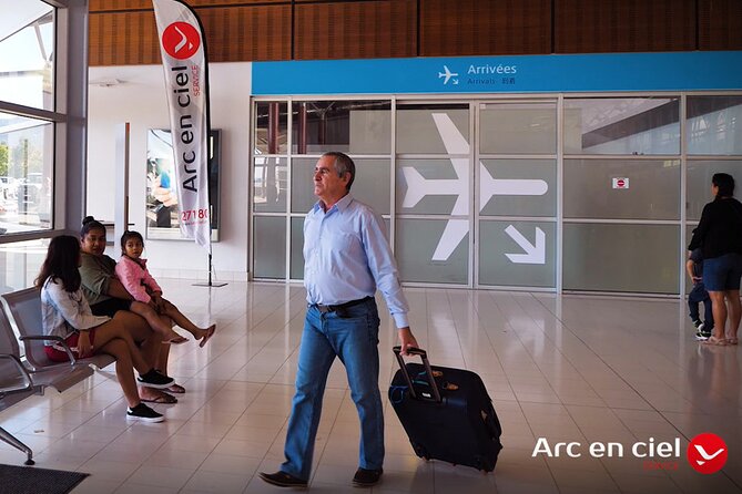 Airport transfer from Tontouta to Nouméa by Premium Sedan - A calm landing at Tontouta Airport
