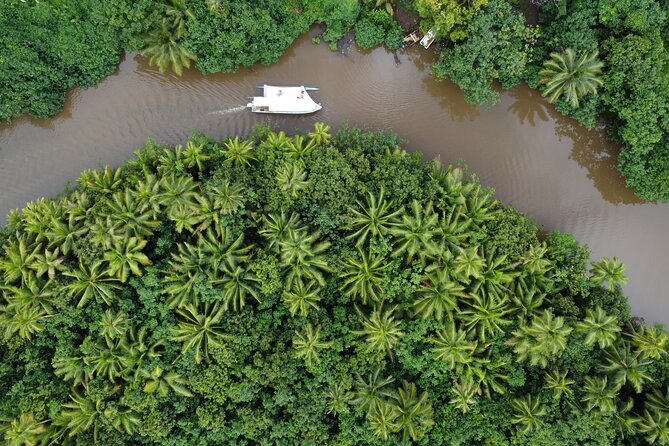 Apetahi day trip around Raiatea on a modern outrigger canoe - Blue Lagoon makes the boat ride part of the experience