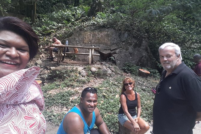 Authentic Fijian Day Tour - Rugby and wildlife stops along the route