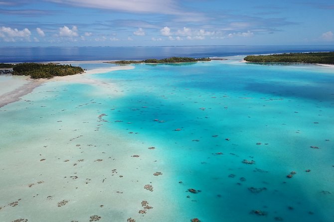 Blue lagoon private tour - The morning schedule from Avatoru to the shark nursery