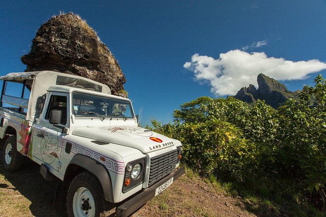 Bora Bora 4WD Tour & Eco Shark & Ray Snorkel Cruise - Bloody Mary’s gives the day a needed pause