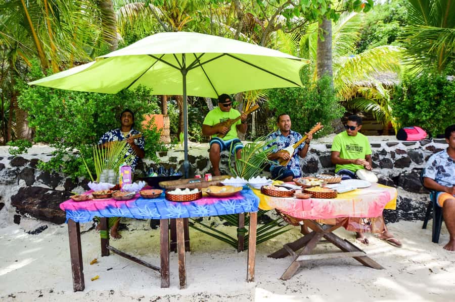 Bora Bora: 4x4 Safari with Snorkelling Combo Tour - Morning by 4x4 through Faanui Valley