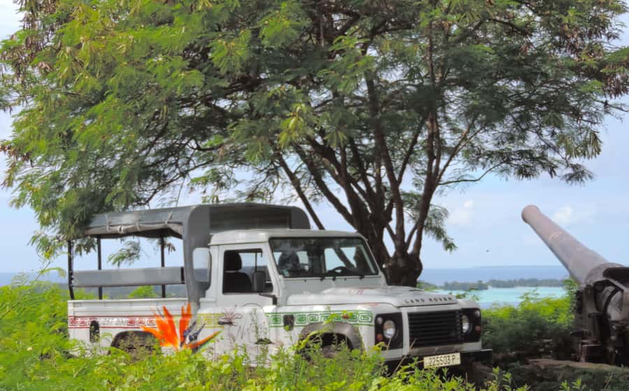 Bora Bora Adventure Day: 4X4 and Jet Ski with Lunch - Lunch at Bloody Mary’s