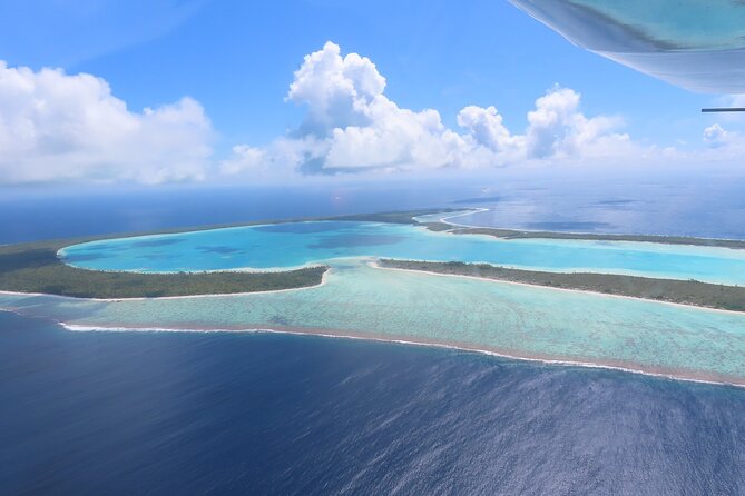 Bora Bora and the Tupai atoll the jewels of the Pacific, 45 min private flight - The two-seat plane is both the charm and the catch