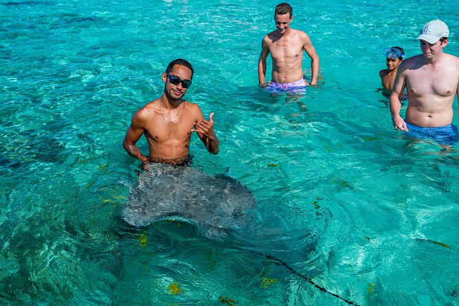 Bora Bora Full Day Snorkeling with Lunch - Motu Fanfan, a long lunch on white sand