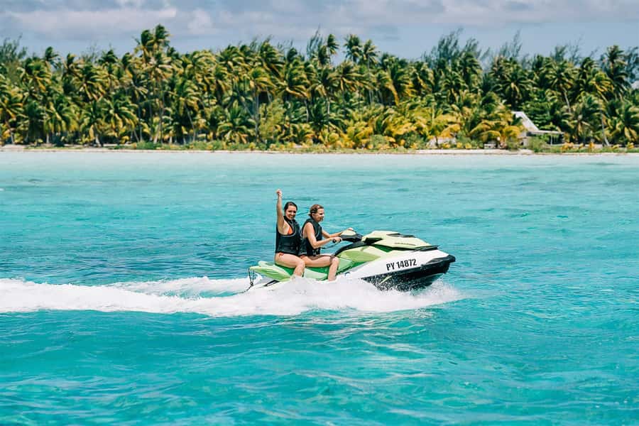 Bora Bora: Jet Ski, Lunch & Shark/ Ray Safari - Key points at a glance