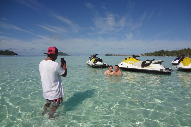 Bora Bora Moana Jet Ski - Fresh Fruit, Drinks, and Opening a Coconut