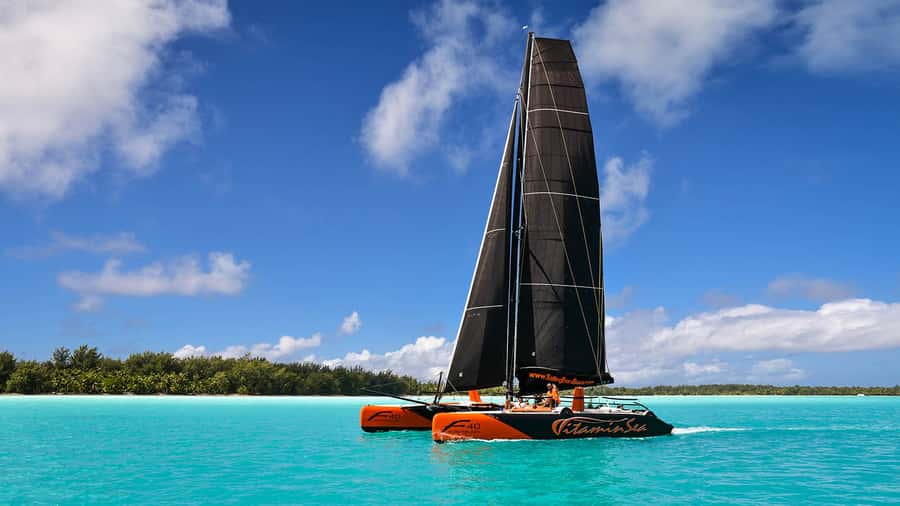 Bora Bora: Sunset Catamaran Cruise with Snacks and Drinks - A comfortable catamaran for only eight participants