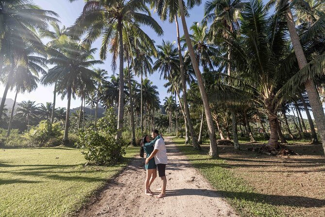 Cook Islands Family or Couple Photo Session - The final album is the real souvenir