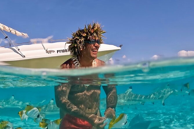 Crazy sea horse Bora Bora Comfortable boat, snorkeling and lunch - Who will enjoy this boat day most?