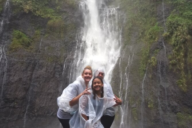 Crossing Island of Tahiti 4x4 Mountain, Waterfall, River, Basins - A bakery lunch keeps the day simple