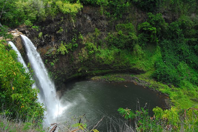 Crossing Over Tahiti Island Safari 4x4 - Waterfalls, mountain streams, and cold swims
