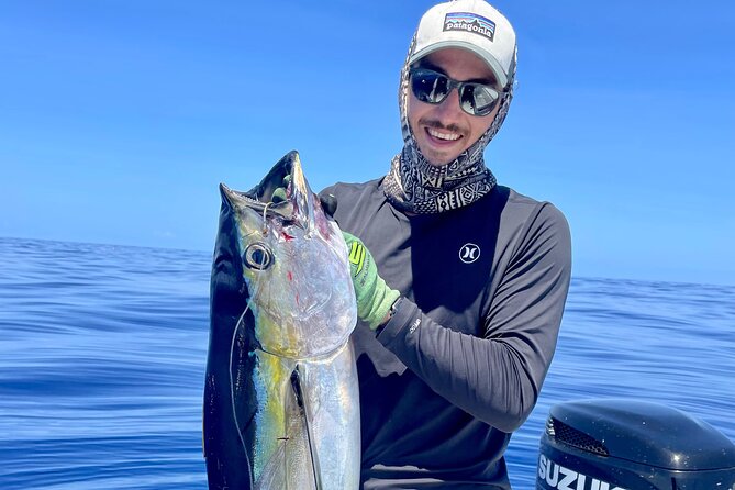 DEEP SEA FISHING 1/2 day (private group) - The four-hour search for mahimahi and tuna