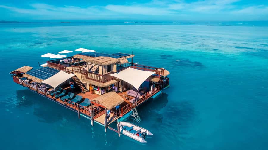 Denarau: Seventh Heaven Floating Bar Day Trip - Six hours for swimming and sun