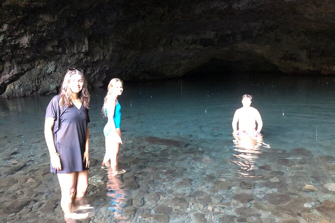 Discovery of Tahiti Nui Island - Taharu’u Beach shows Tahiti’s black-sand coast
