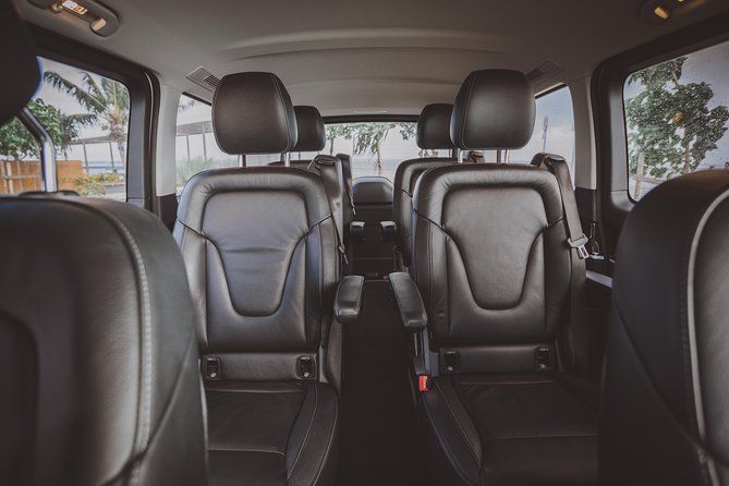 Domestic private transfer, arrival departure, airport hotel cruise rental - What happens when you arrive by plane or boat