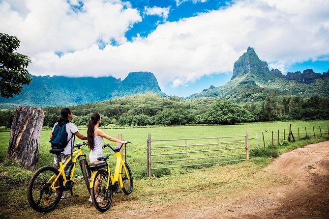 Electric Bike Rental Moorea - Riding the coast, bays, and village stops