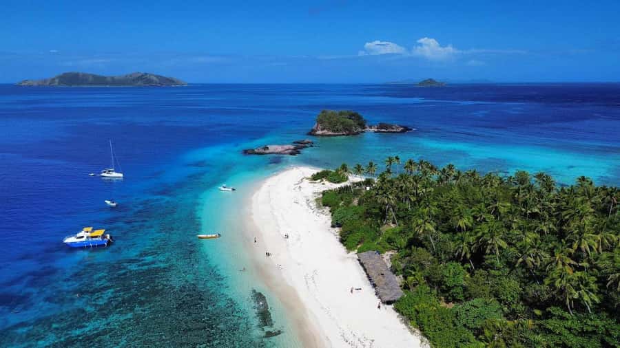 Fiji: Authentic Fijian Day Cruise by Boat - The crew and the feel of a local operation