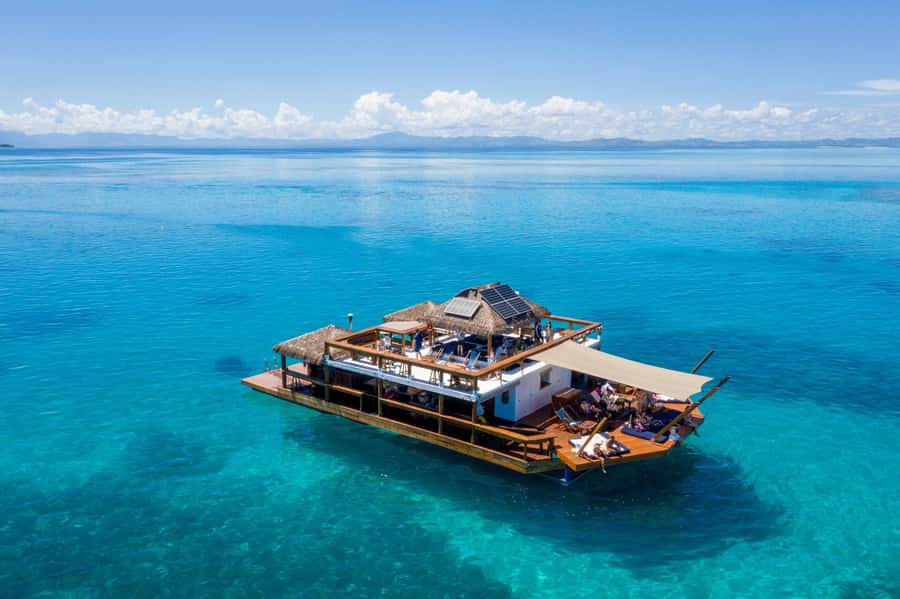 Fiji: Cloud 9 Floating Bar and Pizzeria Day Trip - Key points at a glance