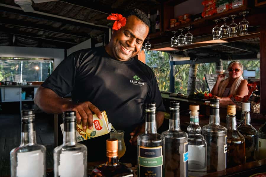Fiji: Half-Day Island Activities Tour with Jungle Cruise - A medicine bush walk with a clear sense of place