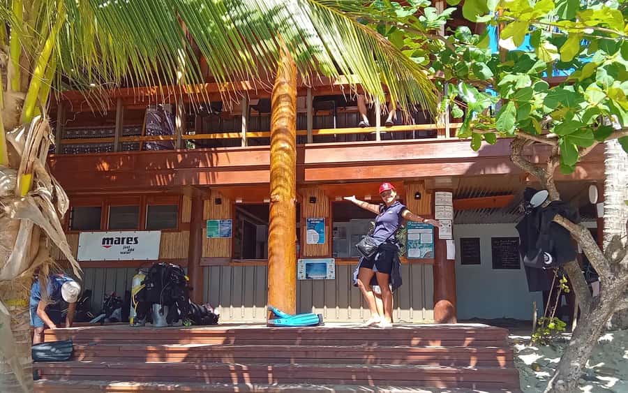 Fiji: Kuata Island Marine Conservation Experience Full Day - Arriving at Barefoot Kuata Island Resort