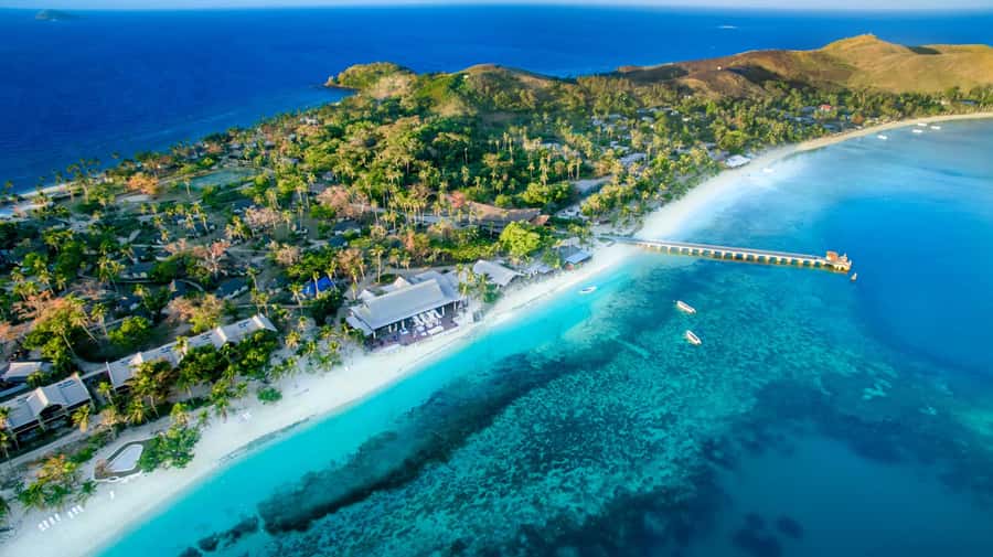 Fiji: Mana Island Resort Day Trip with Lunch - The 9:30 AM Cruise Across the Mamanuca Islands