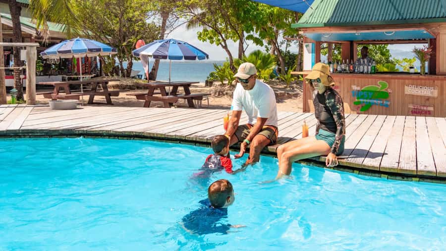 Fiji: South Sea Island Combo Half Day Trip Lunch & Drinks - Who will enjoy this most?