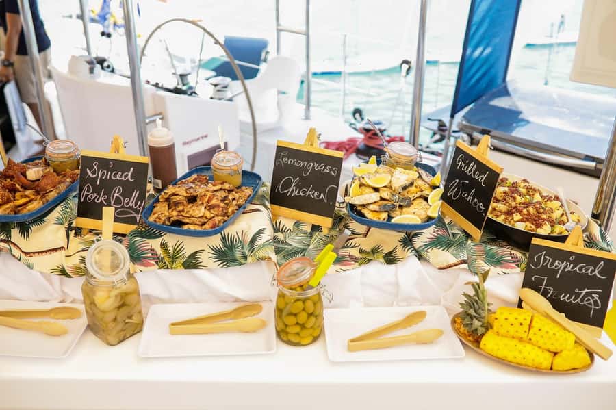 Fiji: South Sea Sailing Experience with Lunch & Drinks - The crew shapes the day