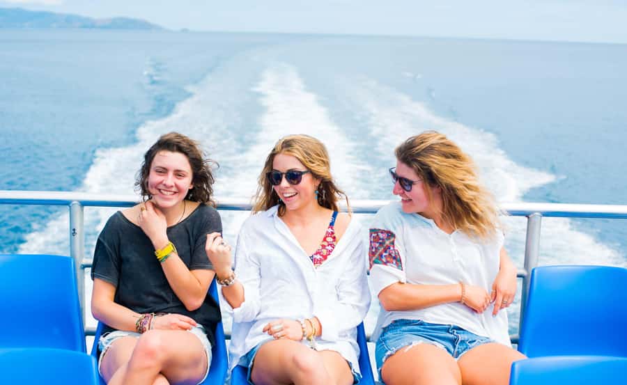 Fiji: Yasawa Islands Explorer Cruise with Lunch - Comfort, timing, and the long return