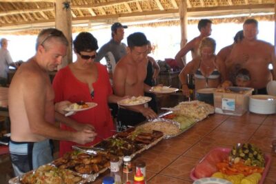 Fijian Islands and Snorkel Full-Day Whales Tale Cruise including Beach BBQ Lunch