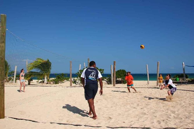 Fijian Islands and Snorkel Full-Day Whales Tale Cruise including Beach BBQ Lunch - Who will get the most from this cruise