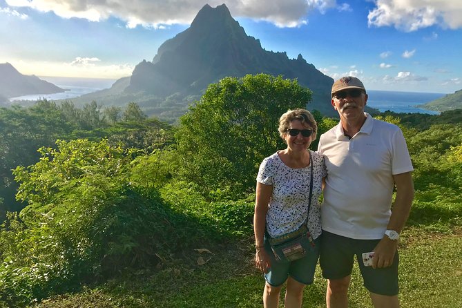 Franckyfranck Tours Moorea - Half day Tours - Timing, pickup, and group size