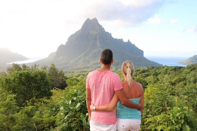 Franckyfranck tours Moorea - Tours privés // Private half day tours - Moorea in Four Hours: A Sharp First Look