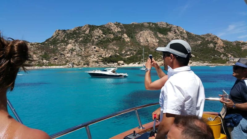 From Palau: 4 stops boat tour to La Maddalena archipelago - Who should book this boat tour?