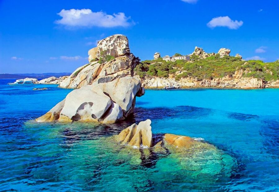 From Palau: La Maddalena Archipelago Day Tour by Boat - Rosa Beach: A Five-Minute View of a Protected Shore