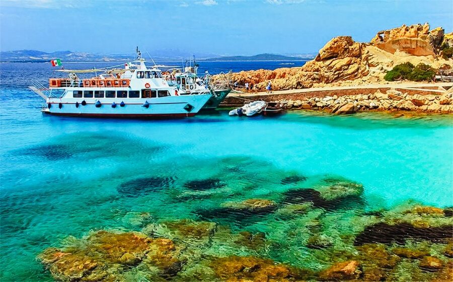From Palau: La Maddalena Archipelago Day Tour by Boat - Food, Drinks, Heat, and Comfort on the Boat