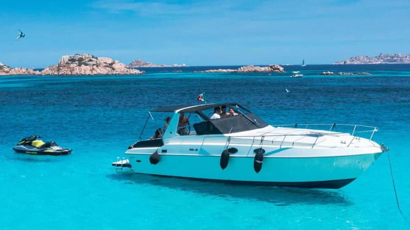 From Palau: Speedboat tour in La Maddalena Archipelago - A seven-hour route through Budelli and Spargi
