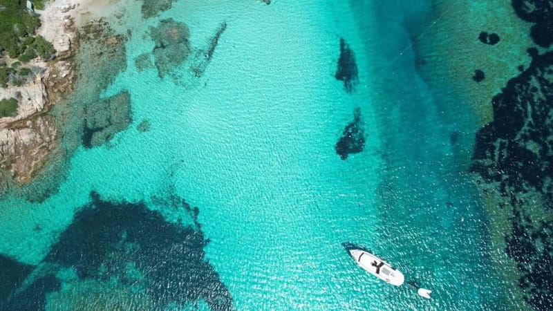 From Palau: Wooden Boat Tour to La Maddalena Archipelago - Lunch is one of the day’s main attractions