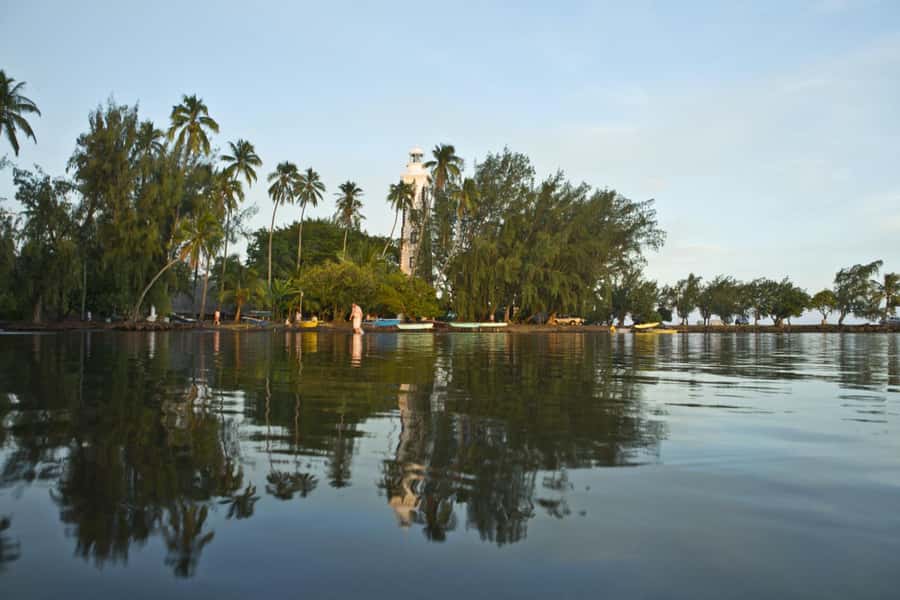 From Papeete: Tahiti Highlights Full-Day Private Tour - Vaihi and Faarumai bring on the waterfalls