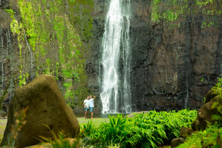 From Papeete: Tahiti Highlights Full-Day Private Tour - Arahoho Blowhole adds a little drama
