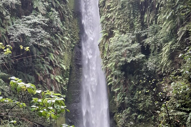 Full-Day Private Tour to Yakel Village, Waterfall and Mt Yasur Volcano - Who will get the most from this tour