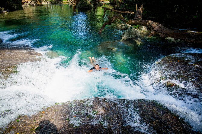 Full Day Tour Cascades Adventure, Turtles and Blue Lagoon - Eden on the River and its falling water
