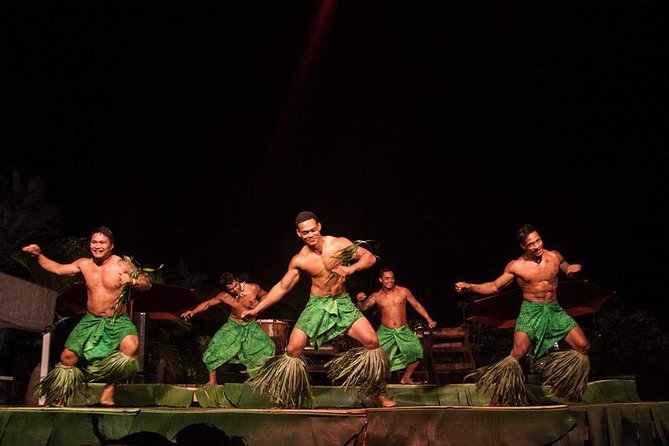 Island Show Fiafia Night @ Le Manumea Hotel - Who will enjoy this evening most