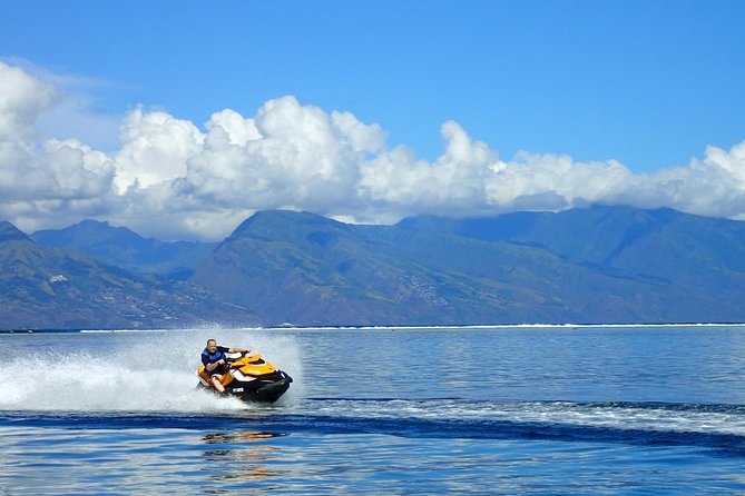 Jet-ski excursion 3 hrs Jet ski excursion to Moorea (single or two-seater) - What the guides add to the ride