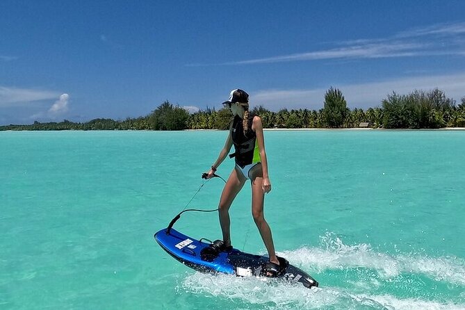 JetSurf Private Riding Lessons in Bora Bora - Starting aboard the private pontoon