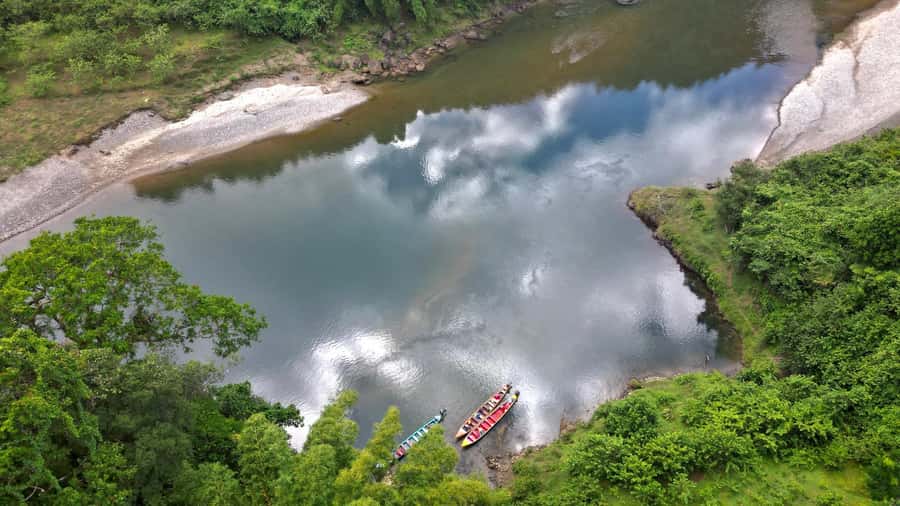 Jewel Of Fiji: Boat, Raft & Waterfall Culture Tour w/Lunch - A slow ride on the HMS Bilibili